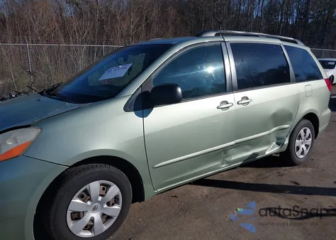 2009 Toyota Sienna Le z USA, uszkodzony, nr VIN 5TDZK23CX9S258829